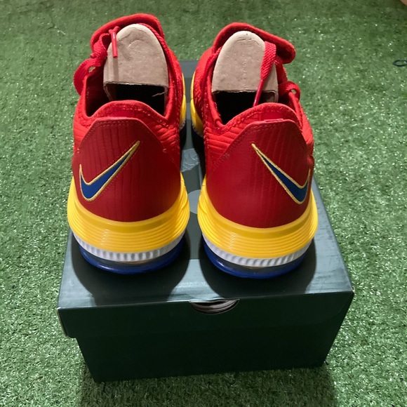 Nike Lebron XVI 16 SuperBRON - Picture 3 of 5